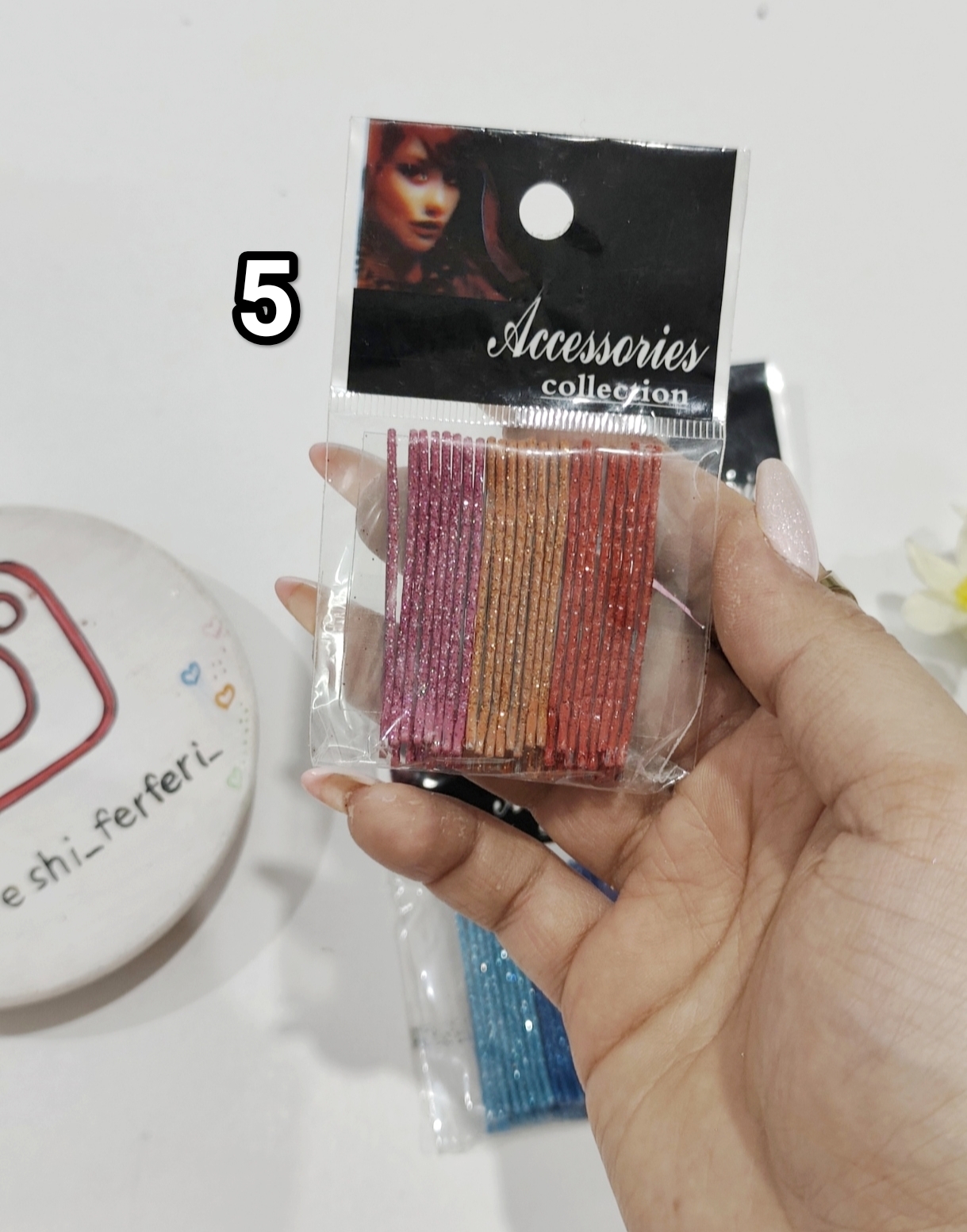 تصویر گیر مو اکلیلی 